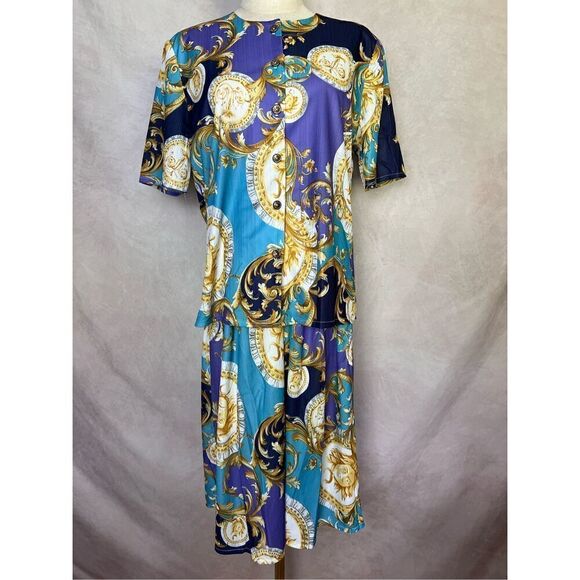 Vintage Celestial Set Outfit - Picture 5 of 7